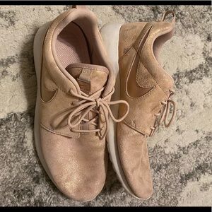 Women’s Nike Shimmer Rose gold shoes